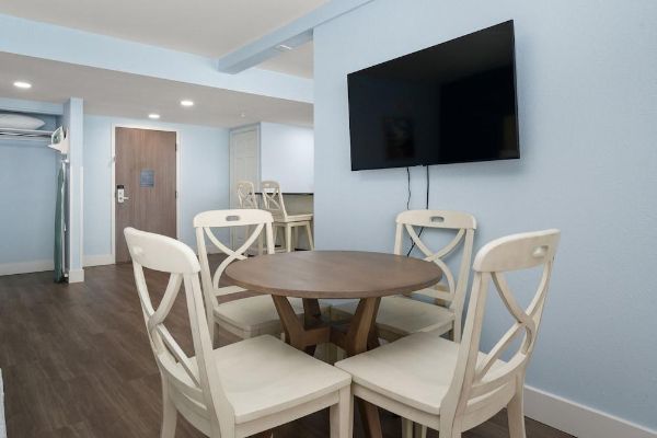 Fenwick Inn (Fenwick Island)